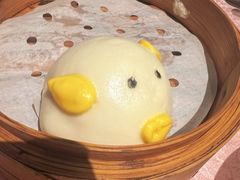 奶黄流沙包-囍凤楼·粤菜·点心·火锅(温特莱店)