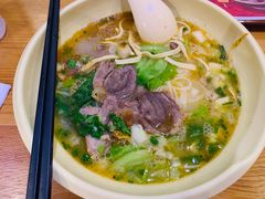 -熊大师牛羊粉(红谷凯旋店)
