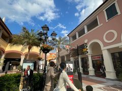 -佛罗伦萨小镇广佛名品奥特莱斯(疏港路店)