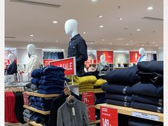 -优衣库(上海颛桥万达广场店)