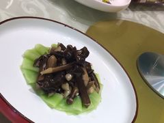 -老六饭店(翠通路店)