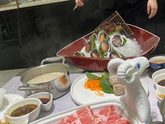 -红鼎豆捞·非遗鲍皇汤火锅(宝丰路店)