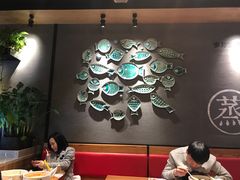 卡座-渝是乎酸菜鱼(龙旗购物中心店)