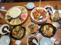 -怪噜范·老贵阳街头名小吃(鸿通城店)