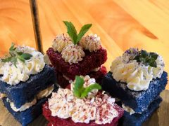 -ZING COFFEE 镜咖啡