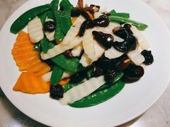 鸡纵菌田园小炒-雀蓝川菜(奥体广场店)