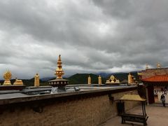 -噶丹松赞林寺