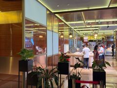-大中华希尔顿酒店-念自助餐·嗨啤·小龙虾
