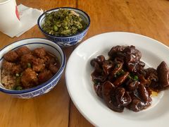 -沪西老弄堂面馆(定西路店)