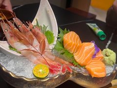 -山川小町·极番烧肉(新地假日广场店)