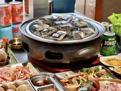 -围炉肉舍•炭烤活鳗•丹东海鲜烤肉(步行街店)