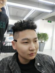 -宫铭烫发染发接发店