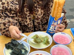 -李与白包子铺(桐梓林店)