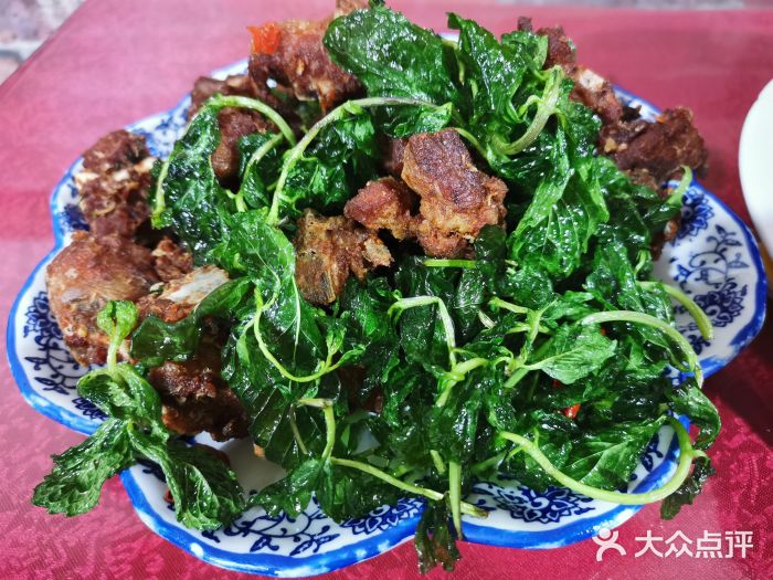 老丽江餐馆(丽江华都商贸城店)薄荷炸排骨图片