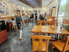 -虹海圣肉饼店家常菜馆