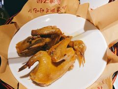 盐焗乳鸽-鸽子侯·家宴·平价海鲜(市图书馆店)