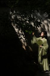 -一揽芳华汉服旗袍体验馆(拙政园店)