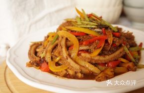 Spicy Tripe and Beef Tongue Stir-fry