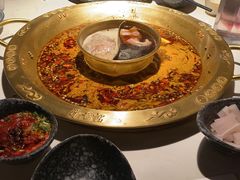 -哥老官重庆美蛙鱼头(龙湖杭州金沙天街店)