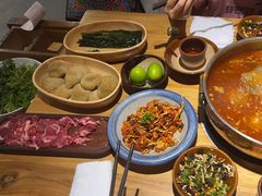 -黔诚多彩火锅(甲秀楼店)
