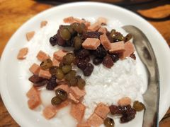 白雪冰汤团-四小区火锅·巷子里的重庆火锅(花照壁店)