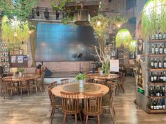 -临界音乐酒馆·小龙虾·江湖菜(华熙LIVE·鱼洞店)