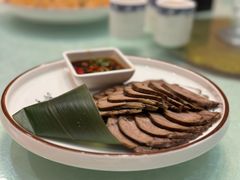 酱牛肉-鸿兴楼酒家嘉山路店