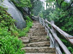 -黑龙潭风景区
