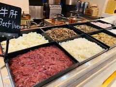 -元一希尔顿酒店·鲜切牛肉火锅禅自助餐厅