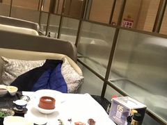 -红鼎豆捞·非遗鲍皇汤火锅(宝丰路店)