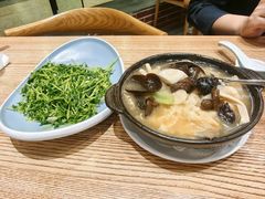 -裕记烧腊连锁餐饮(国商分店)