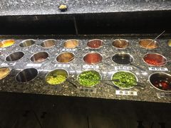 自助调料区-红辣椒·川菜·火锅(张杨路店)