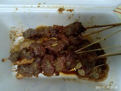-阿姨小肉摊(同济西苑店)