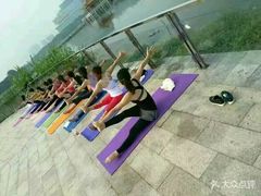 户外瑜伽-超越健身俱乐部(寮步店)