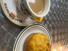 菠萝包-兴华里茶记(禅城同济首店)