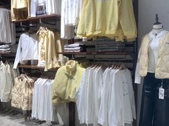 -ONE MOMENT(北京朝外店)