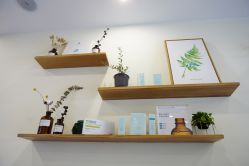 -悦芳庭美肤美体品牌集合店