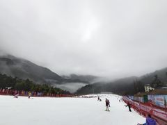 -大别山南武当滑雪场