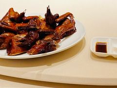 非遗红烧乳鸽-侨美食家·粤菜(体育西路店)