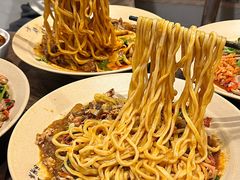 -方铲铲·成都板凳面(滨江银泰店)