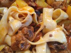 -巴依兄弟西域美食(机场店)