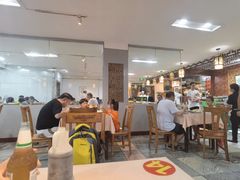 大堂-小街锅贴(西工饭庄七分店)