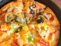 -必胜客(WOW中央公园店)