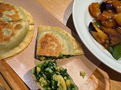 -关东小磨东北菜(上海长风大悦城店)