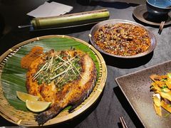 香茅草烤鱼-松茸小馆·云南特色餐厅
