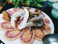 -藏味八珍特色火锅