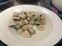 -钱小主·自助回旋烤肉火锅餐厅(东方新天地店)