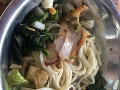 -螺满地螺丝粉