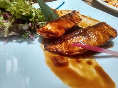 和风鲑鱼-隐泉之语日式料理(王府中环店)