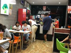 大堂-张亮麻辣烫(三亚商品街店)